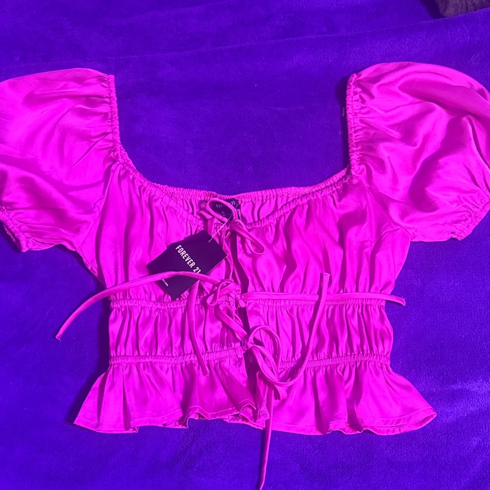 NEW*FOREVER 21*HOT-PiNK*  SiLKY,PUFFY-Sleeve*CROP TOP*TiE-Up*Size SMALL-LOOK!